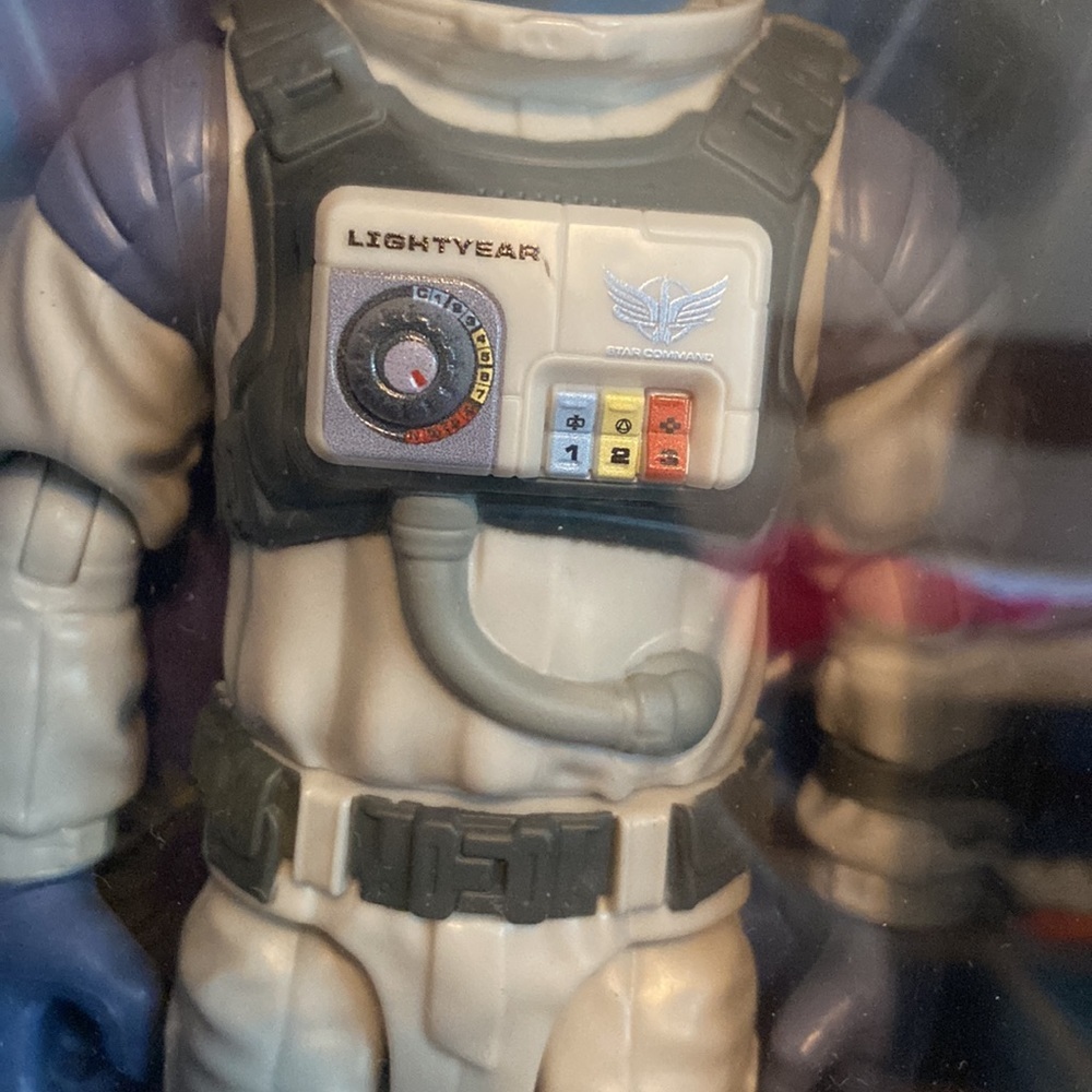New Disney Pixar LIGHTYEAR Buzz Lightyear Action Figures set - Picture 3 of 12